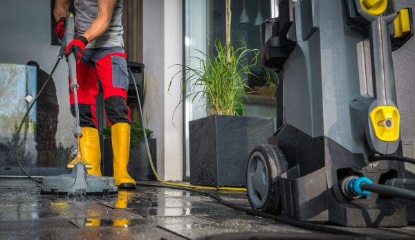 Cost of Commercial Pressure Cleaning in Richmond